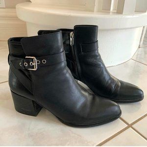 Sam Edelman Black Leather Ankle Boots 9M